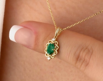 Vintage Emerald Gold Necklace • Natural Emerald Pendant • Dainty Diamond Gold Necklace • Wedding Emerald Necklace • Necklaces for Mother