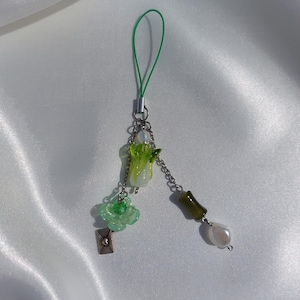 Cute Green Phone Charm- Pastel Gift Phone strap- Handmade Coquette keychain- Camera charm- Dainty Kawaii Bead Accessory- Kpop Bag Charm
