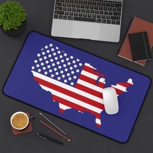 Großes Gaming Mauspad, rutschfeste XL Schreibtischmatte mit USA Flagge oder USA Karte, Tastaturmatte, Esports Zubehör, Geschenk für Gamer und USA Fans