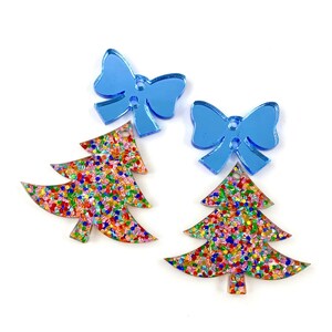 Daisy Confetti Christmas Tree with Gold Mirror Bow Blanks - DIY Dangle Earrings - Acrylic Earring Blanks - Blanks for Earring Makers