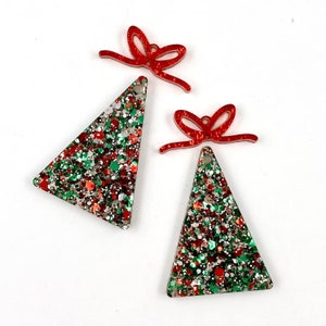 Sapin de Noël scintillant en acrylique avec ébauches de connecteurs rouges Sariano - Boucles d&#39;oreilles de Noël à faire soi-même - ébauches pour créateurs de boucles d&#39;oreilles