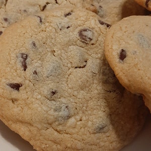 Gluten-Free Chocolate Chip Cookies, 4 large individually wrapped cookies.