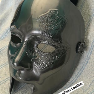 Masque Ghost Nameless Ghoul - Édition Skeletá (finition métallique personnalisée) - Masque inspiré image 11