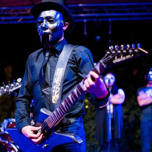 Masque Ghost Nameless Ghoul - Édition Skeletá (finition métallique personnalisée) - Masque inspiré image 7