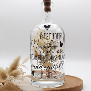 Flaschenlicht: Besondere Menschen sind die, die gar nicht wissen, wie wundervoll sie sind | Flasche mit Korken-Lichterkette | Geschenkidee