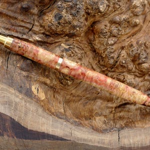 Balpen eiken taxus olijf moeras eiken Karelische berk robinia graan handgemaakte houten balpen kostbaar hout handgemaakt gedraaid hout