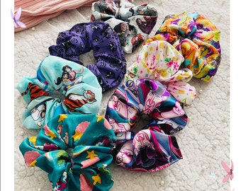 Stoffen scrunchie / Haaraccessoire / Polsaccessoire / Gedessineerde scrunchie / Disney scrunchie