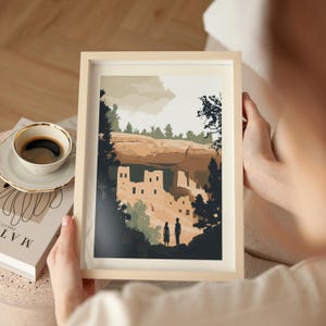 Póster de viaje de Mesa Verde, impresión de Cliff Palace, arte de pared del Parque Nacional de Mesa Verde, regalo para excursionistas, regalo para viajeros del Parque Nacional, arte retro de Colorado