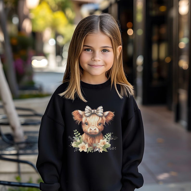 Kids Highland Cow Sweatshirt Youth Cow Shirt in Black