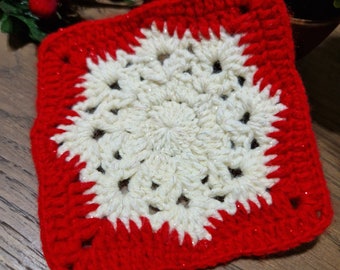 Winter snowflake granny square