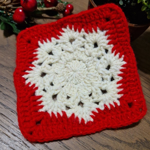 Winter snowflake granny square