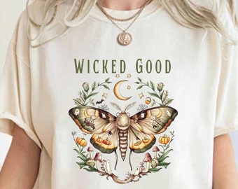 Cottagecore Moth Shirt Halloween Shirt Insect Lover Gift Vintage Moth Tee Nature Shirt Moth Lover Gift Mystical Tee Celestial Moth Shirt