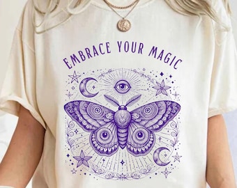 Moth Shirt Cottagecore Shirt Insect Lover Gift Vintage Moth Tee Nature Shirt Moth Lover Gift Luna Moth Gifts Mystical Celestial Moth Shirt