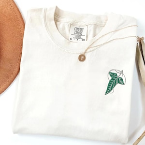 Leaf of Lorien Embroidered Comfort Colors Unisex T-Shirt, Book Lover Shirt, Fantasy Adventure Book Reading Gifts - Multiple Colors