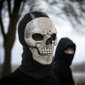 Ghost mask V2 - Operador MW2 airsoft COD Cosplay Airsoft Tactical Skull  Full Mask, ghost mw2 mask 