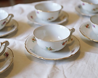Service 8 tasses à thé porcelaine Céranord St Amand