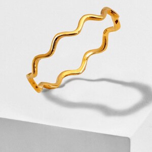 RAMEN NOODLE Wavy Stackable Ring | 18K Gold over Sterling Silver