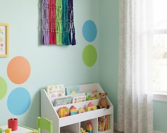 Tapiz de pared de macramé con madera flotante de arcoíris para habitaciones infantiles y áreas de juego