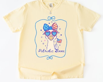 USA Patriotic Goose Comfort Colors® Shirt, Funny Patriotic Silly Goose 4th of July T-Shirt, Cute USA 4th of July Tee, Patriotic America Tee
