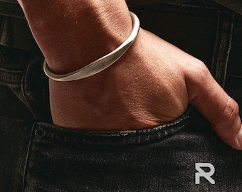 SILVER CUFF BRACELET, Twisted Bracelet, Sterling Silver Twisted Spiral Black Finish Cuff Bracelet, Minimalist Aesthetic Bracelet - Reytel