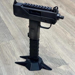 MPA MAC 10 Display Stand