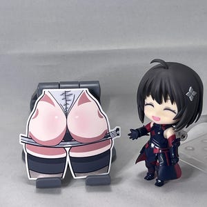 2Booty Sticker