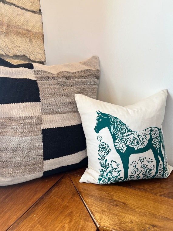 Unique Equestrian Horse Folk Art Cushion Cover 18in - Handsome Nordic Decor