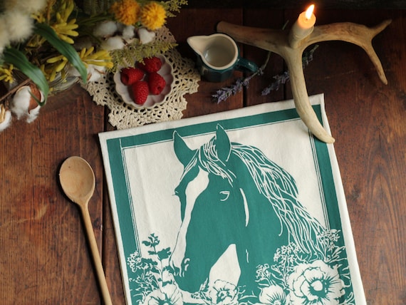 Country Horse Floral Cotton Kitchen Towel for Equestrian-Themed Housewarming Gift