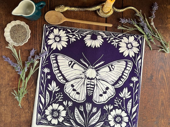 Enchanting Luna Moth Tea Towel: Cottagecore Halloween Kitchen Decor, Witchy Hostess Gift, Flour Sack Cotton