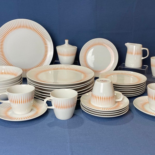 Mikasa Horizon Elite Dinnerware.  MCM Full Tableware Set.  Service for 6-8.  Teacups/Saucers, Sugar/Creamer, Dinner & Salad Plates, Bowls