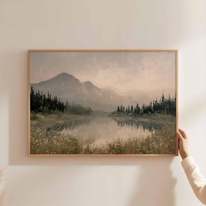 Nebliger See Sonnenuntergang Poster: Serene Berglandschaft Wandkunst