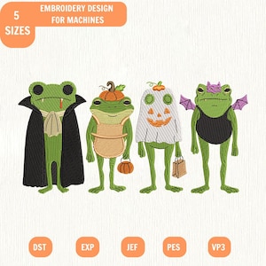 Puede incluir: Un diseño de bordado para máquinas que muestra cuatro ranas verdes con disfraces de Halloween: un vampiro con capa negra, una rana con sombrero de calabaza y delantal, un fantasma con cara de calabaza y un murciélago con alas moradas.