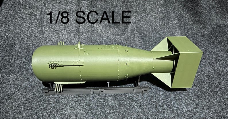 1/8 Jumbo Scale Model “Little Boy” Nuke 14 inches image 7