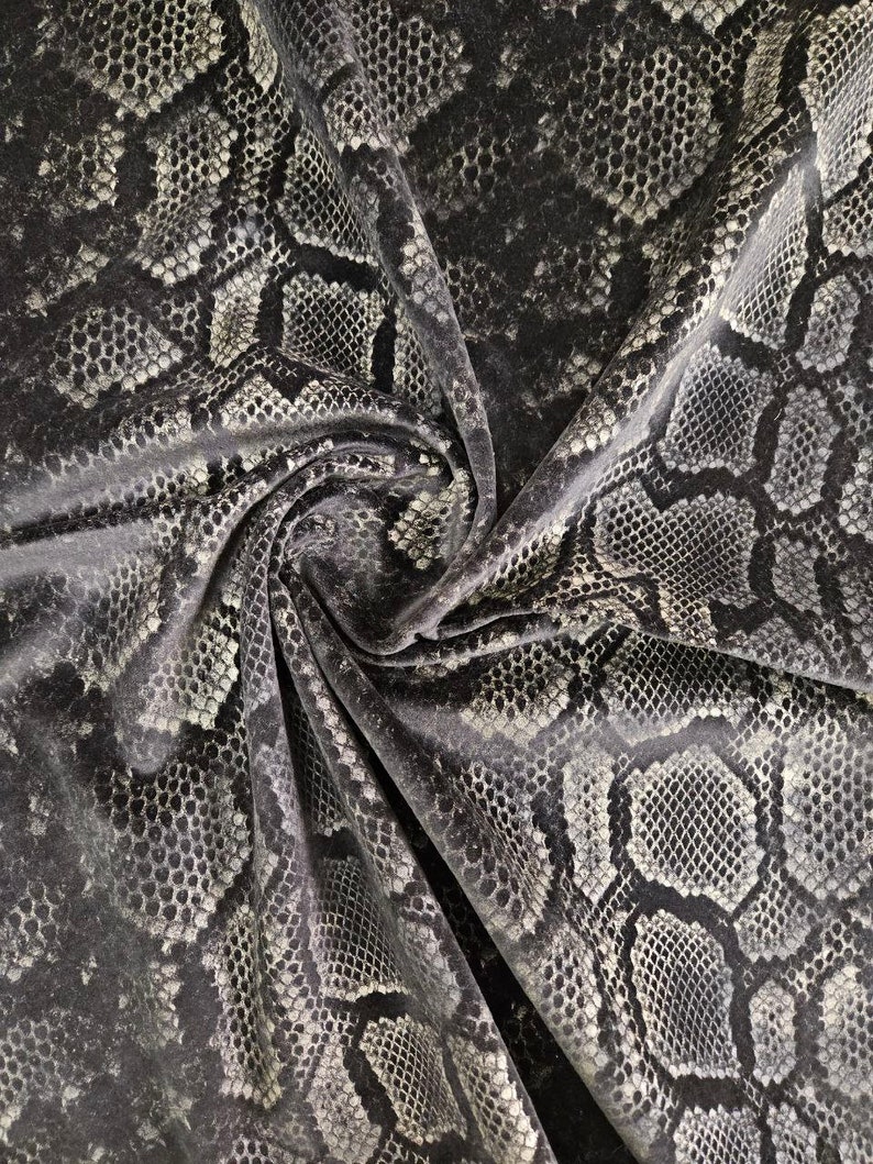 Pindler Exclusive Fabric Sample Python 26"x26" - Etsy