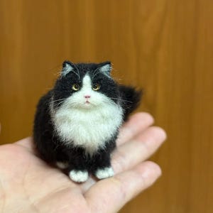 Custom Cow Cat Wool Felt Figurine| Custom Wool Felt Cat 3D Portrait| Mother&#39;s Day Gifts| Plush Toys Cats| Cat Lover Memorabilia