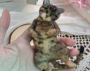 Nadel gefilzte Katzen-Skulptur, Haustier-Denkmal, handgemachtes Wollkätzchen