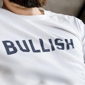 Bullish Financial Stock Market Bull To the Moon Investing Trader's Tee image 1