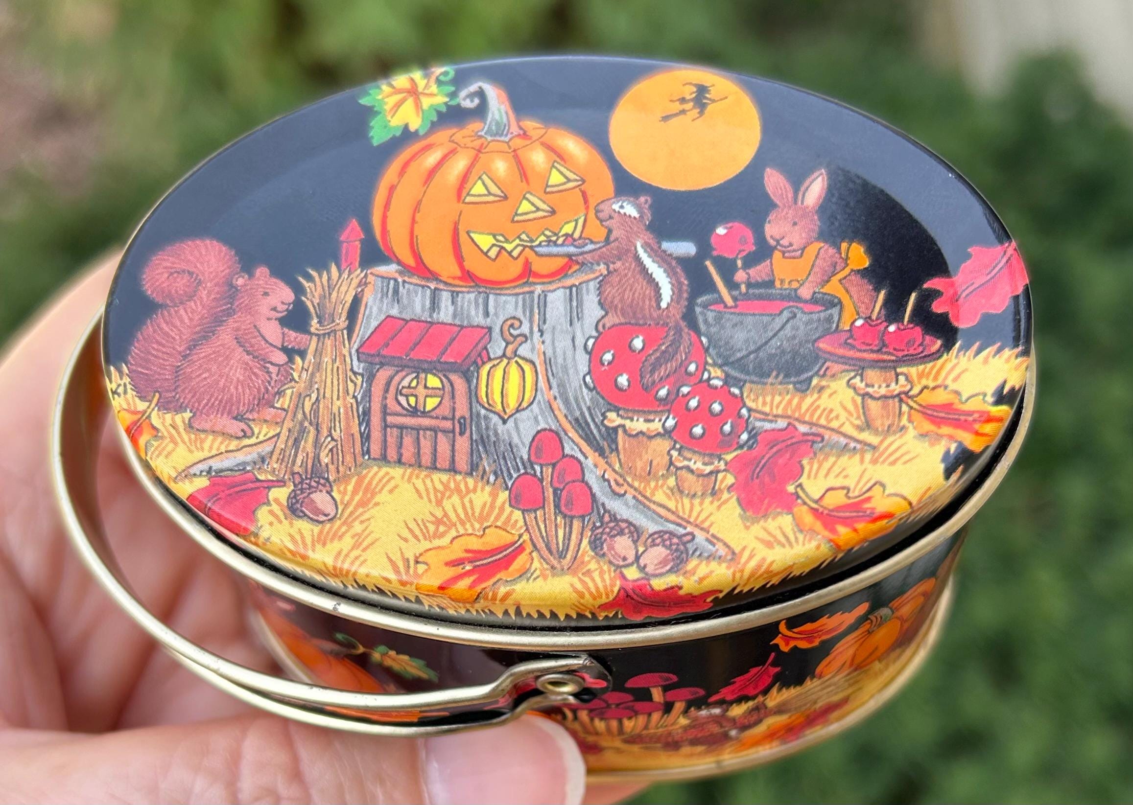 Vintage Halloween Miniature Collectible Tin by Keller-charles of