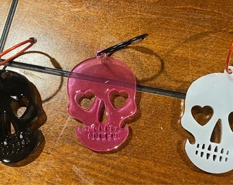 Skull Heart Eyes Key Chain