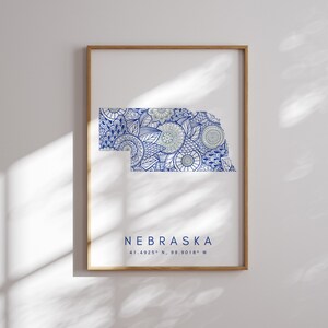 Nebraska US State Blue Minimal Style Map Print, Nebraska USA State Map Art Print Decor For Home or Gift, Nebraska State vertical Map