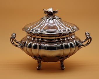 Pedro Durán Limited Edition Sterling Silver 925 Soup Tureen, Rococo Roses, Spanish Luxury Tableware, Circa 1990, 1703 g