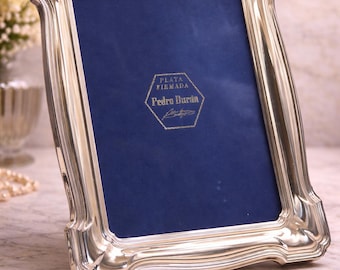 Pedro Durán “Patricia” signerad fotoram i sterlingsilver 925, minimalistisk lyxdesign, begränsad upplaga, cirka 1980, 31 × 25 cm, 950 g