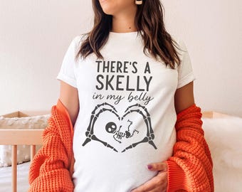 Skeleton Halloween Maternity T-shirt, Pregnant Skeleton T-shirt, Halloween Pregnancy T-shirt, Halloween Maternity, Skeleton Pregnancy Outfit