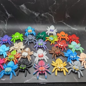 Mystery Tiny Spider 5 pack