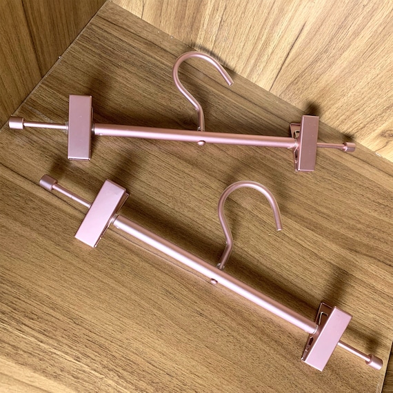CASA COM-FORT | Appendiabiti in velluto | Colore rosa | Antiscivolo e resistente | Grucce per abiti |80 unità | | Leroy Merlin