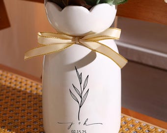 Personalized Engagement Flower Vase, Ceramic Flower Vase for Wedding, Gift for Newlyweds, Engraved Memorial Wedding Vase, Bridal Shower Gift
