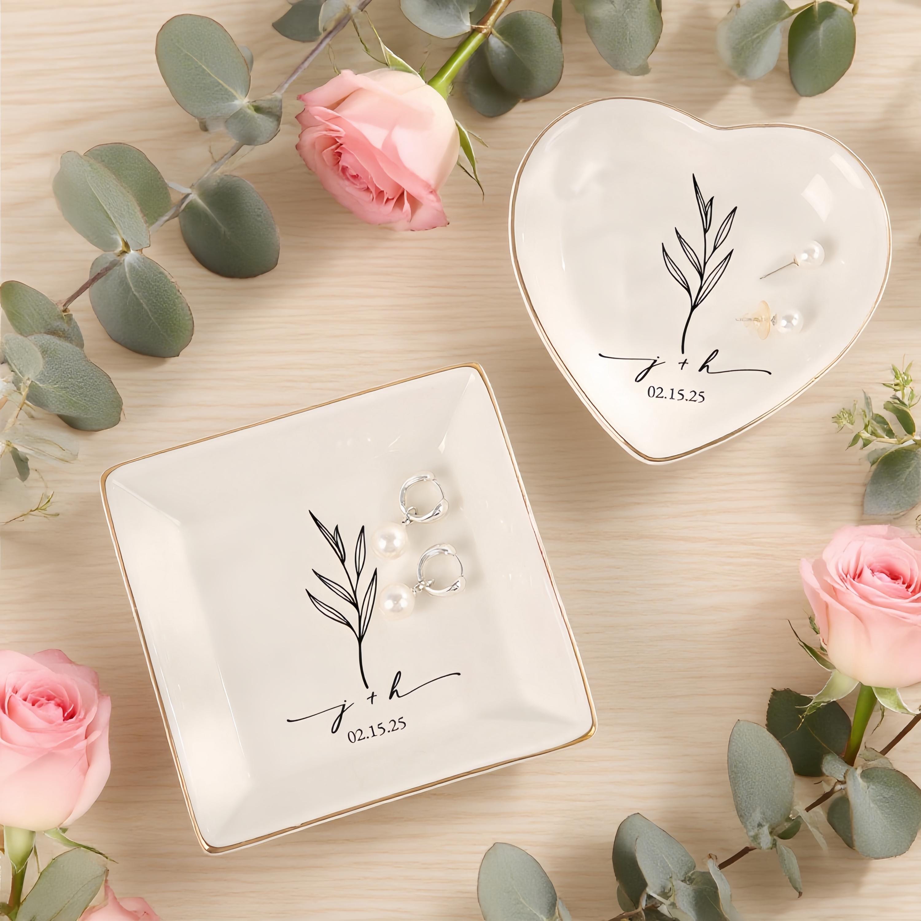 Personalized Engagement Ring Dish, Monogrammed Jewelry Dish for Wedding, Bridesmaid Proposal Ring Holder, Bridal Shower Gifts, Newlywed Gift