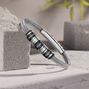 Regalo del Día del Padre para él, pulsera personalizada para papá con nombre de niño, pulsera con nombre familiar grabado, joyería personalizada para papá, regalo para papá de los niños