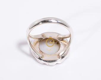 彫刻された白い貝殻のリング：ハンドメイドの925スターリングシルバー