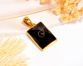 Black Onyx Sterling Silver Pendant: 18K Gold Plated, Cut Stone